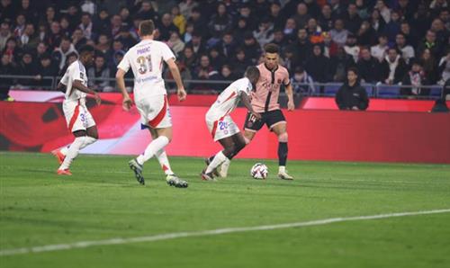 Lyon x Paris Saint-Germain