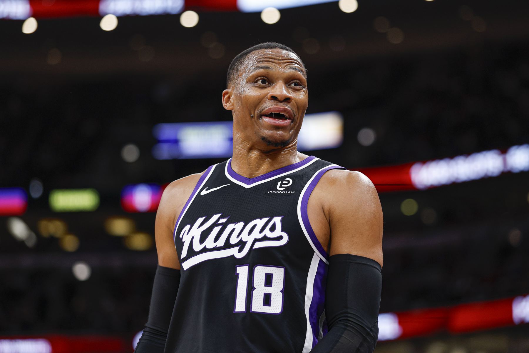Westbrook alcançou 25.000 pontos + 10.000 assistências, só ele e James conseguiram isso na história